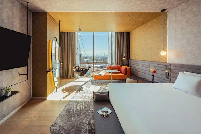 Novotel.jpg_0003_Layer 8